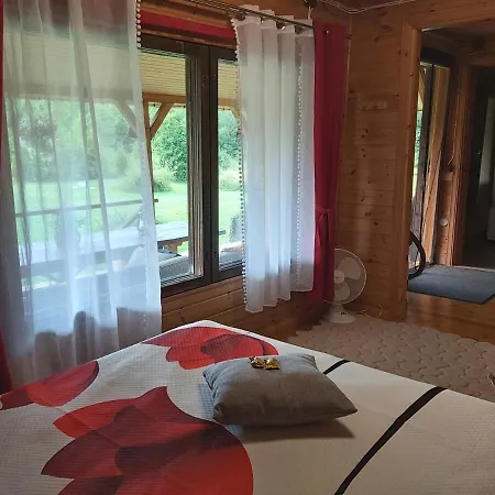 Avara Terrassiga Merelaehedane Puhkemaja Muhus Nommkula (Saaremaa)