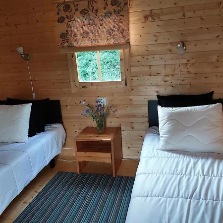 Avara Terrassiga Merelaehedane Puhkemaja Muhus *